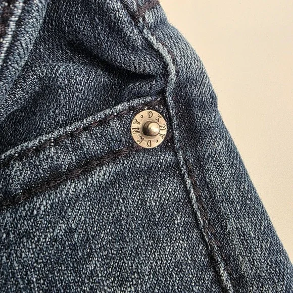 DKNY Womens Size 6 Dark Blue Jeans‎ Straight Casual Classic Comfortable Staple - Picture 12 of 14